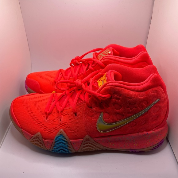 Nike Kyrie 4Lucky Charms